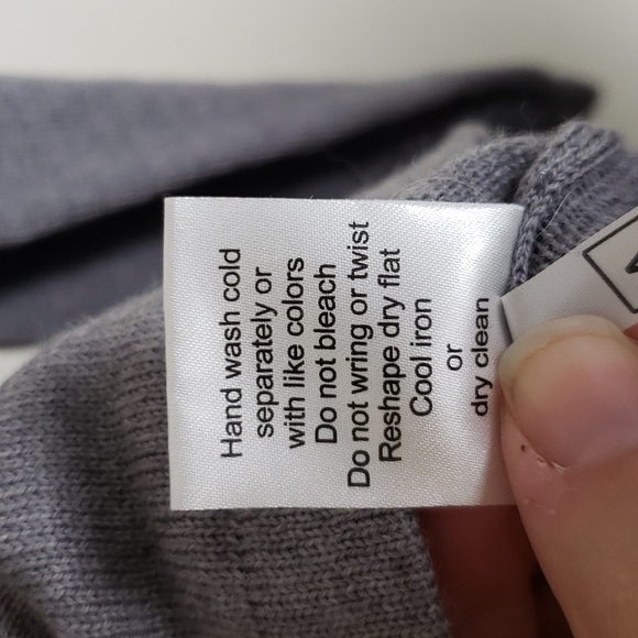 Brunella Gori gray sweater, lightweight extra fine merino wool scoop neck, large - Picture 6 of 7